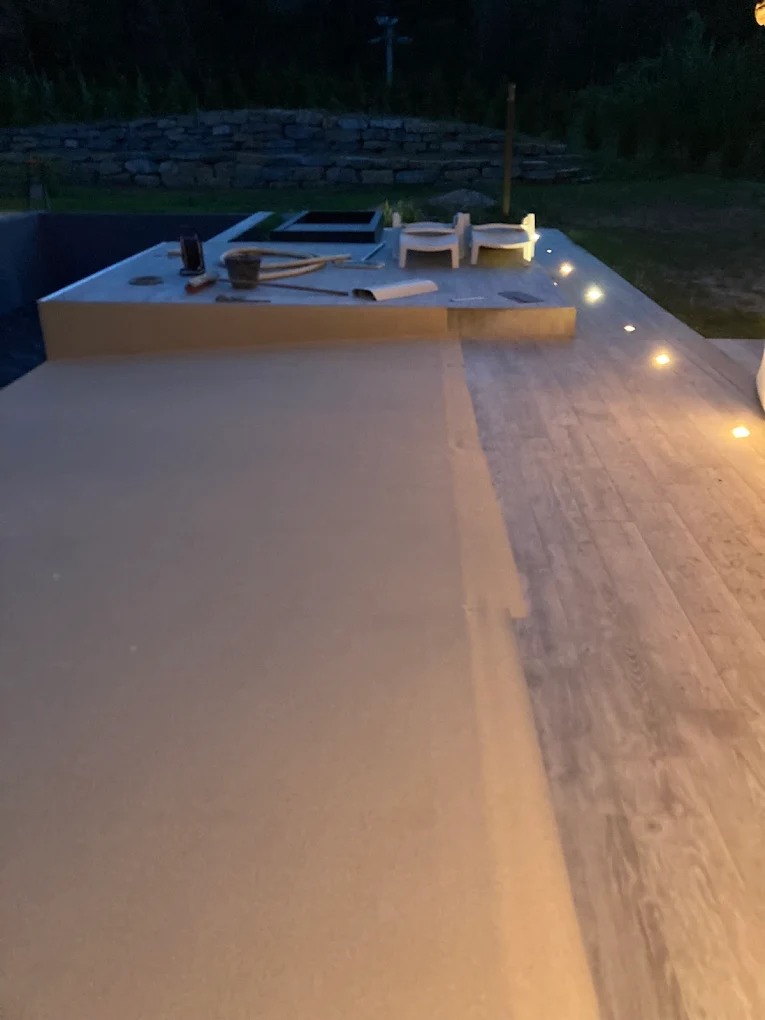 Détail de finition de piscine